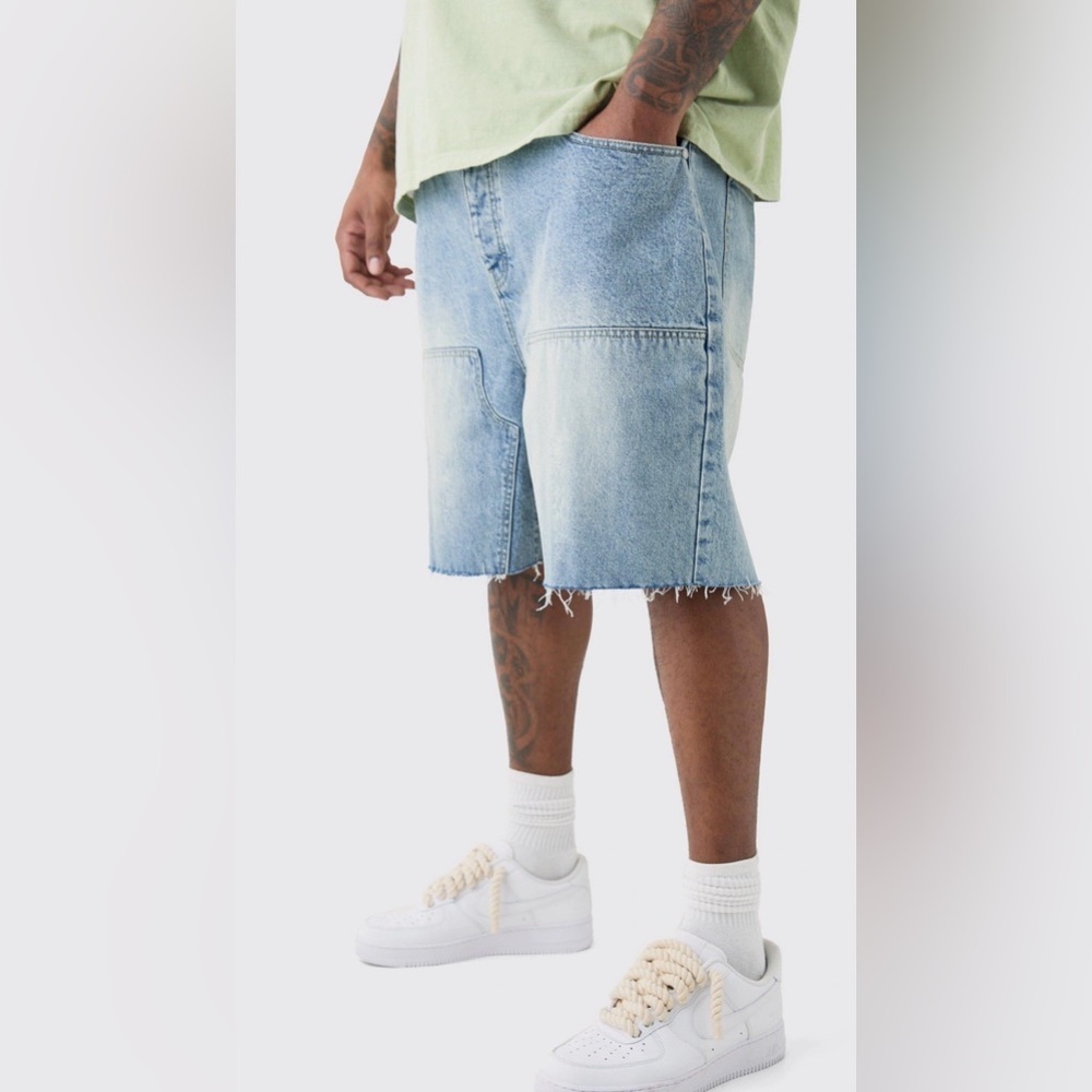 BoohooMAN Raw Hem Carpenter Shorts Men 30 Light Denim Cotton Zip Fly 9in Inseam